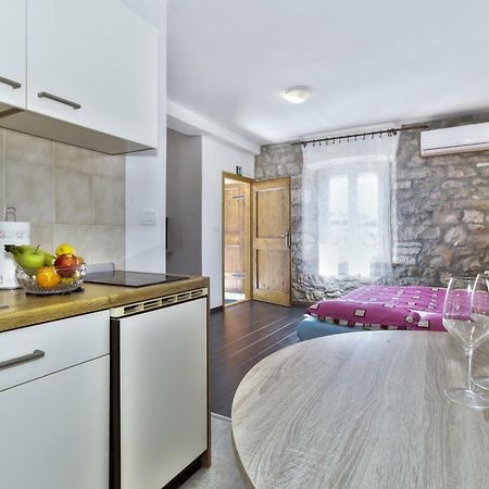 Apartmani Anna Umago Exterior foto